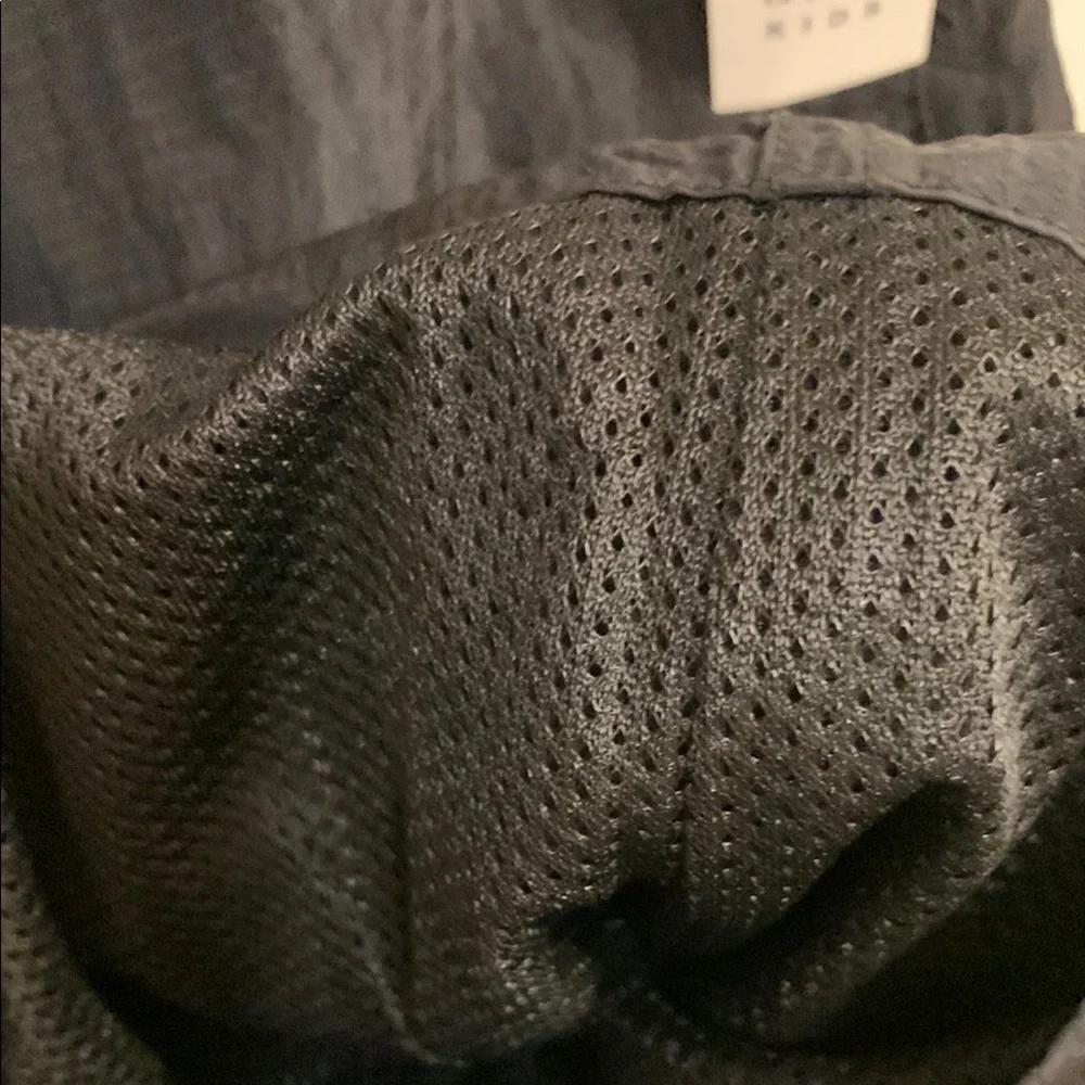 NWT GAP boys Large Black Cargo Swim Shorts
